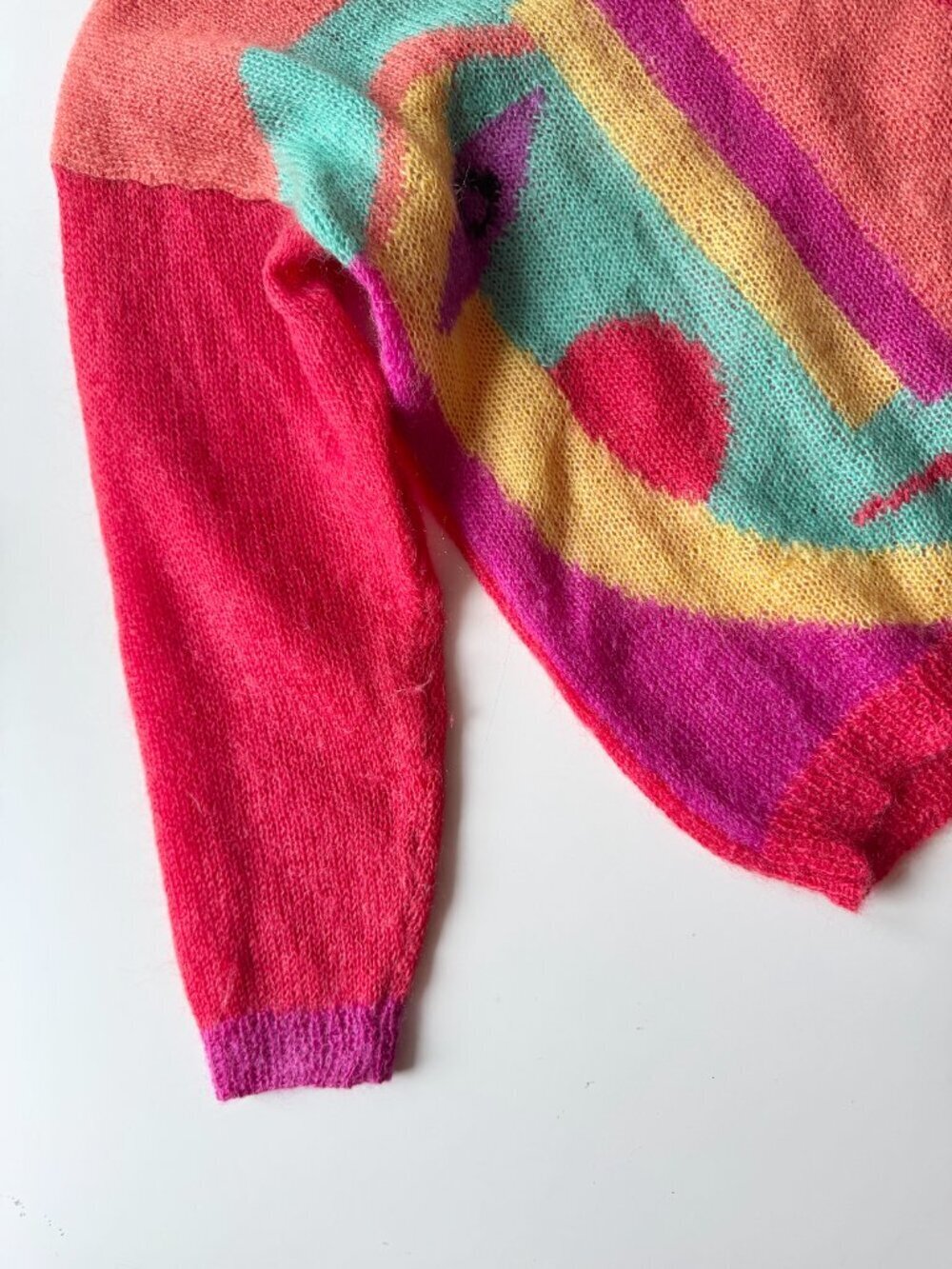 Vintage 80's RENEE TENER for JEANNE PIERRE Art Picasso Mohair Sweater, Size M - Picture 8 of 13